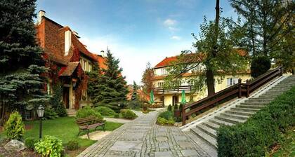 Hotel Przy Oślej Bramie - Zamek Książ