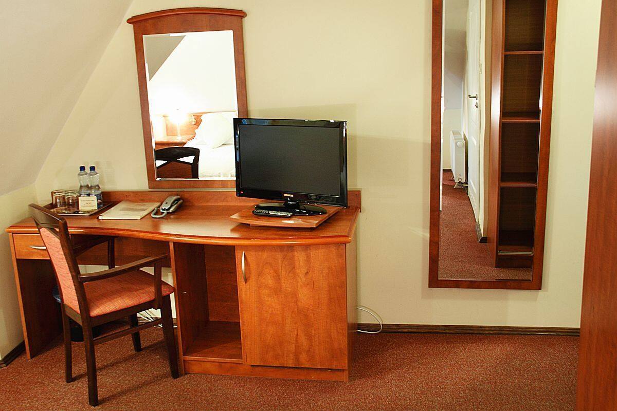 double or twin room | room amenity