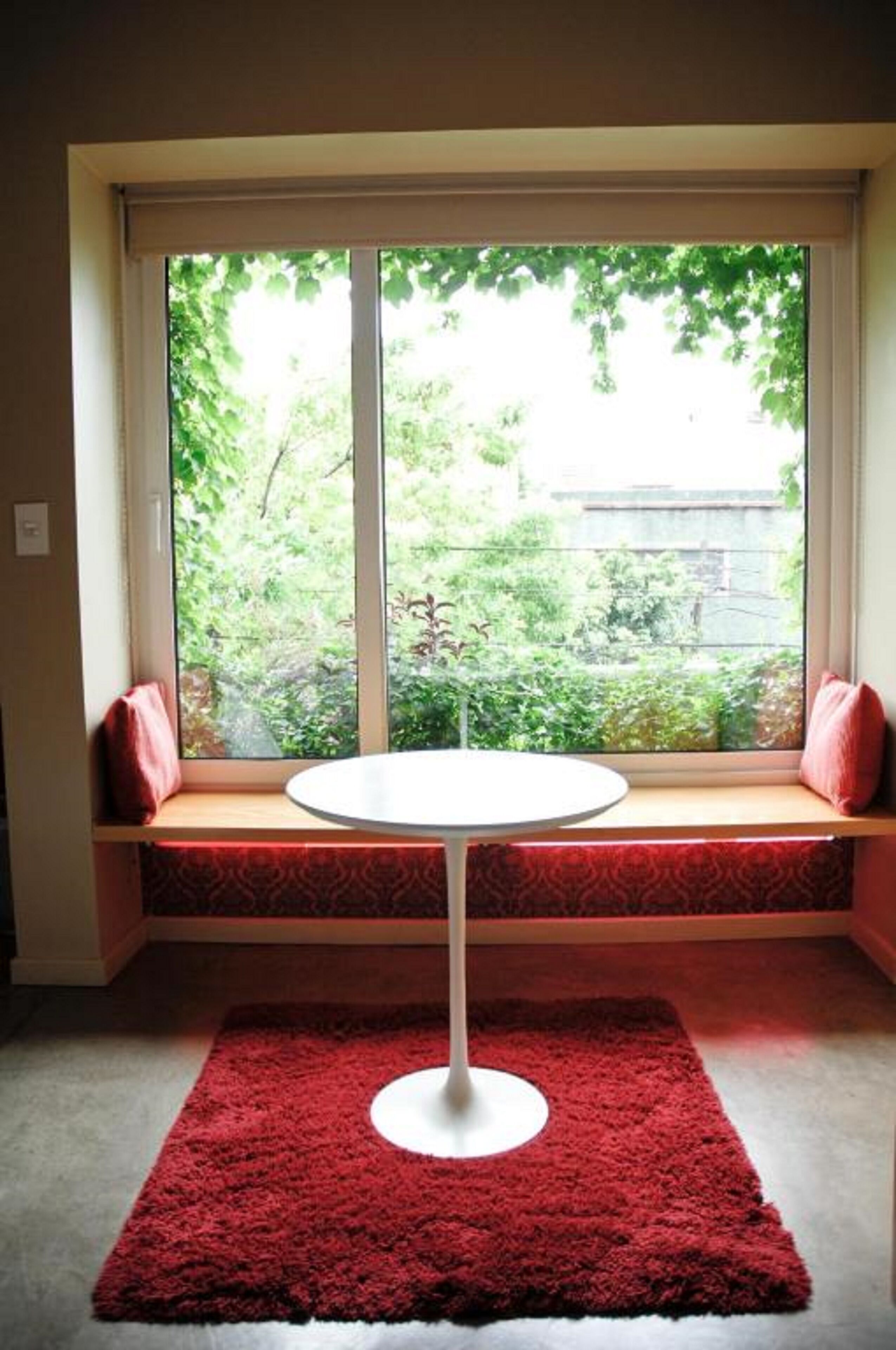 superior room (street view) | premium bedding, down duvets, pillow-top beds, minibar