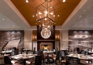 2 restaurants; lunch, dinner, and brunch served - The Reeds at Shelter Haven (Stone Harbor)
