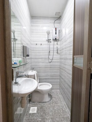 Deluxe Double Room | Bathroom - Hotel Snow Lavender (Singapore)