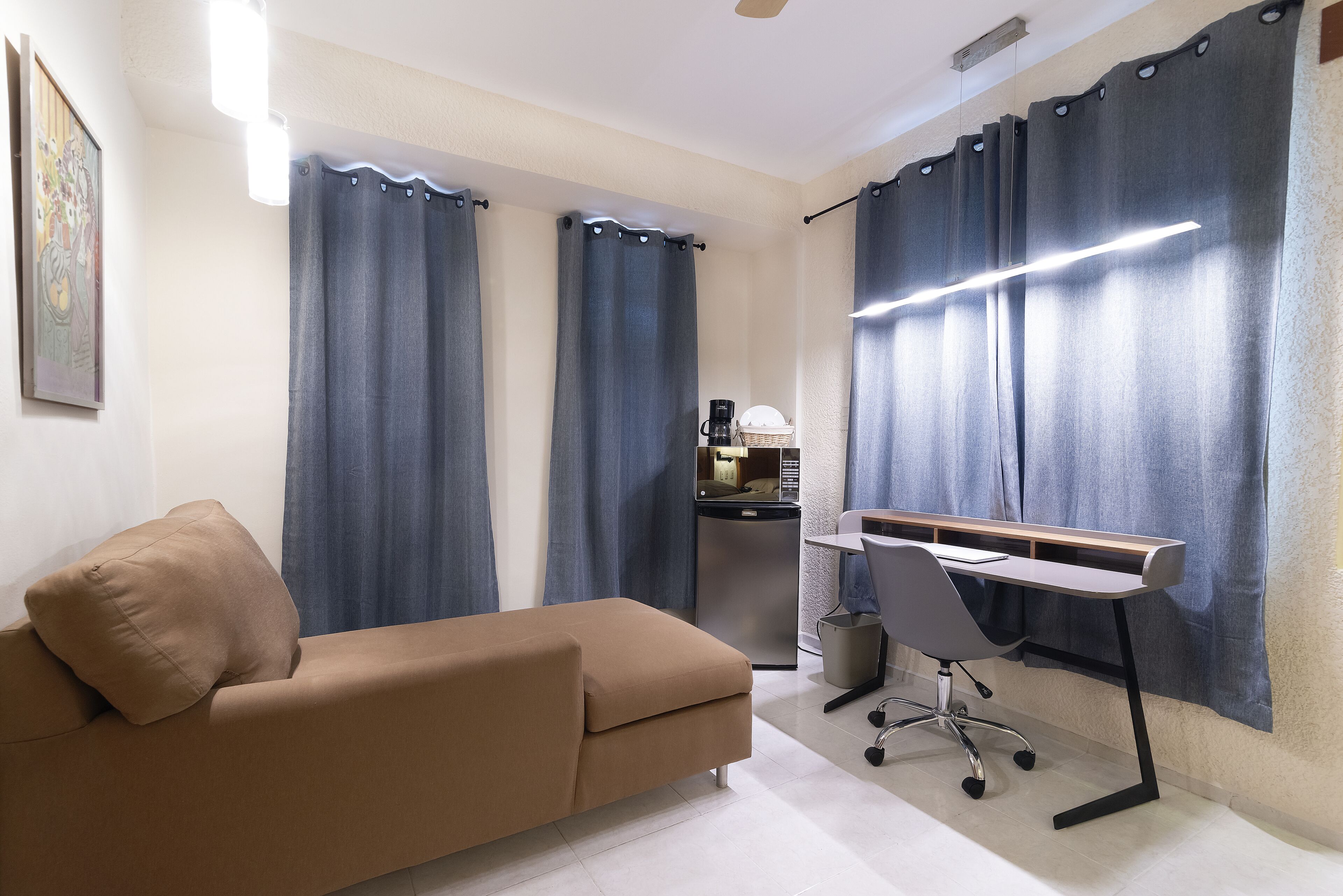 junior suite | down duvets, in-room safe, laptop workspace, blackout curtains