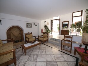 로비 좌석 공간