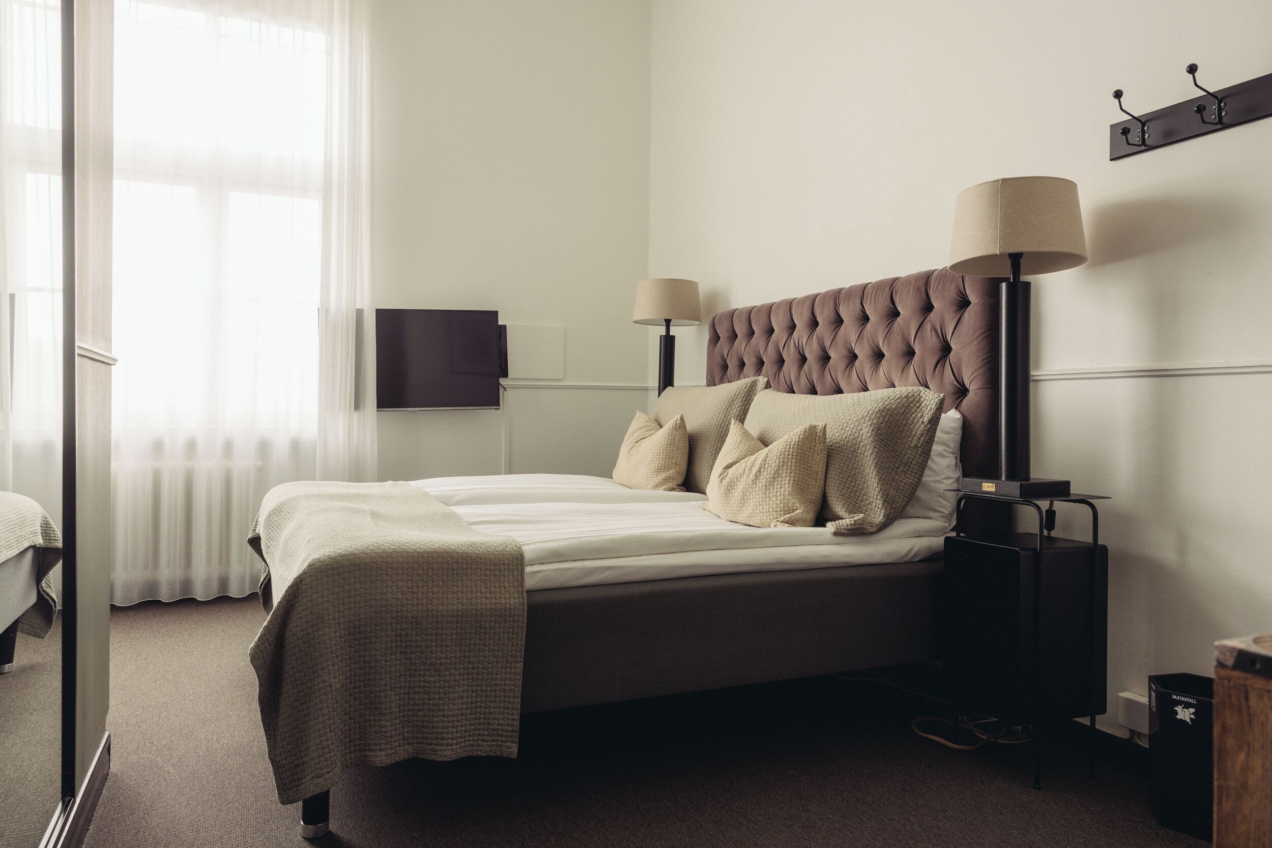 Double Room, Sea View (Spa is not included) | Skrivbord, strykjärn/strykbräda, gratis wi-fi och sängkläder