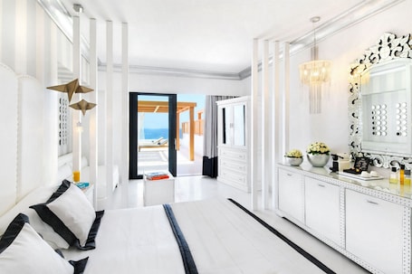Junior Suite, Sea View (Whirlpool Spa) | Minibar, in-room safe, soundproofing, iron/ironing board. Mitsis Selection Alila