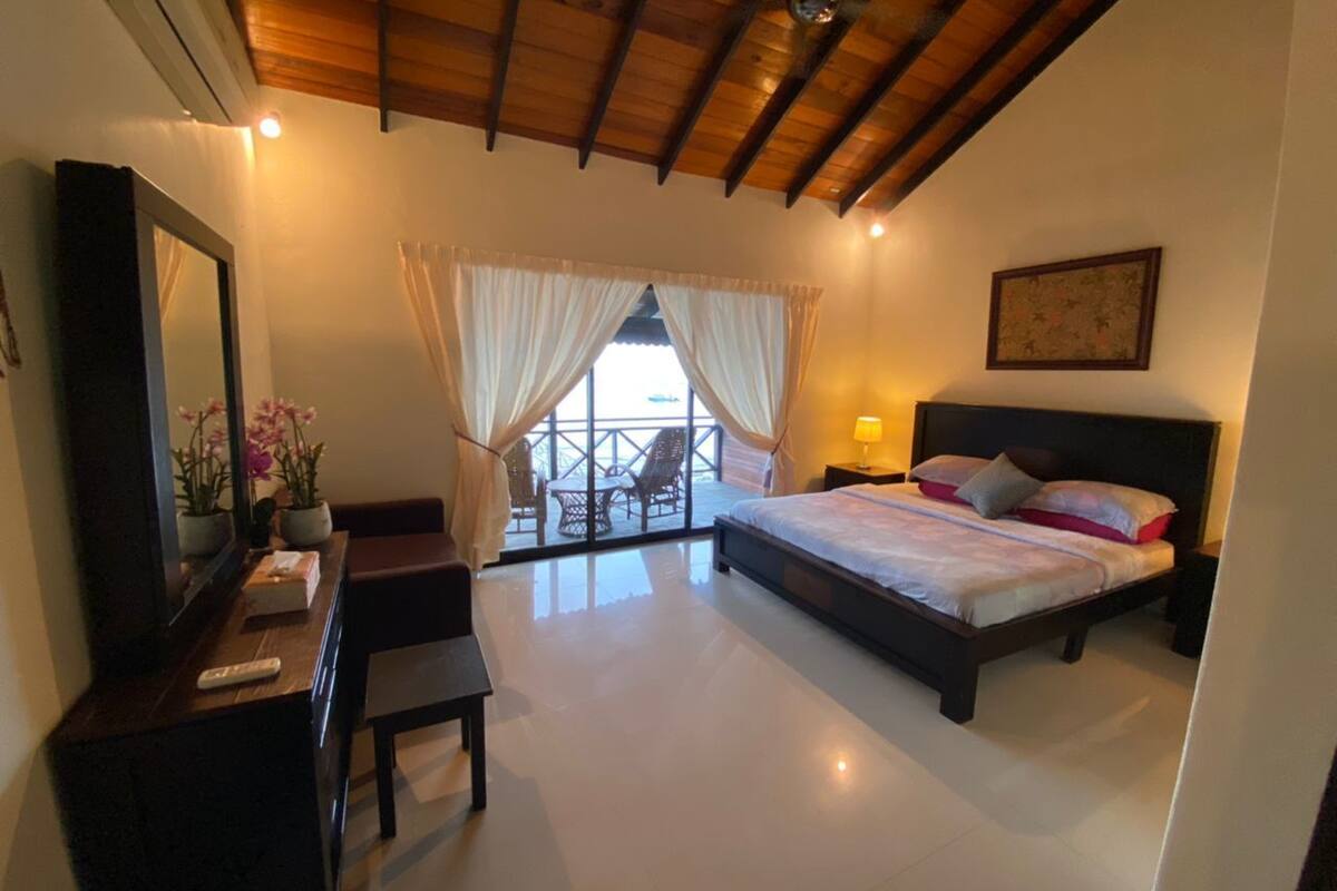 beachfront deluxe (twin sharing, free speedboat transfer) | in-room safe, blackout curtains