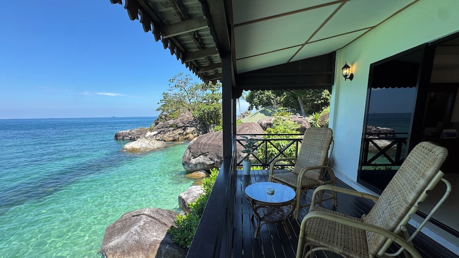 Minang Cove Resort