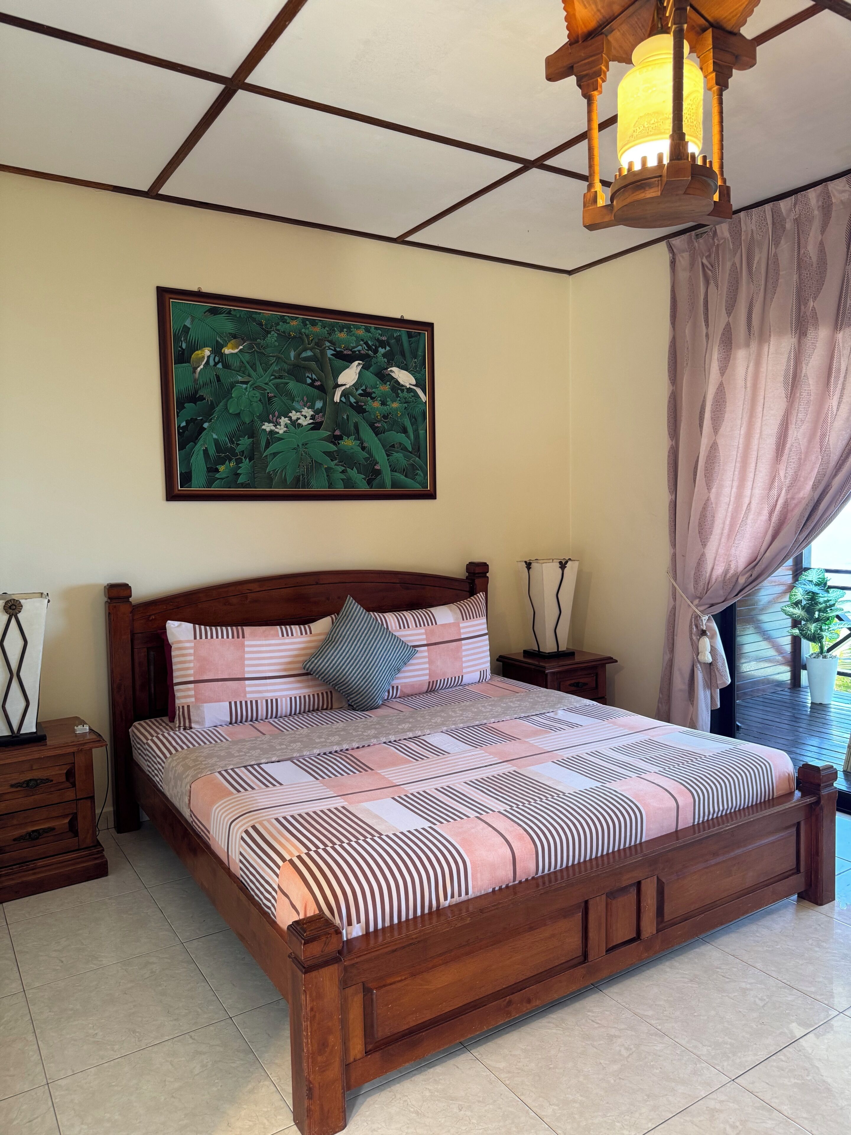 Chambre Deluxe double | Minibar, coffre-fort, rideaux d’obscurcissement, literie fournie