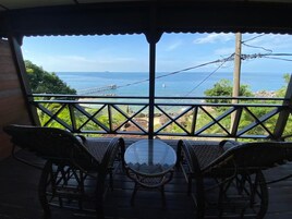 Sea View Deluxe (Twin Sharing, Free Speedboat Transfer) | Minibar, in-room safe, blackout drapes, bed sheets