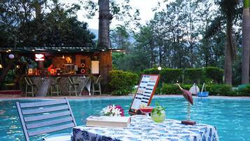 Breakfast, lunch, dinner served; pool views