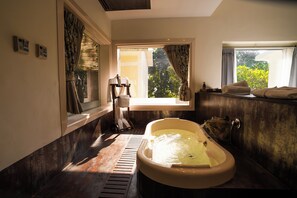 Presidential Suite Cottage | Room amenity