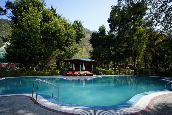 Piscina a l'aire lliure