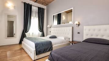 Comfort Triple Room, Ensuite | 1 bedroom, minibar, rollaway beds, free WiFi