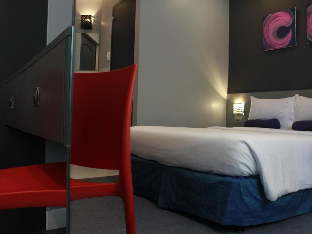 In-room safe, individually furnished, desk, free WiFi