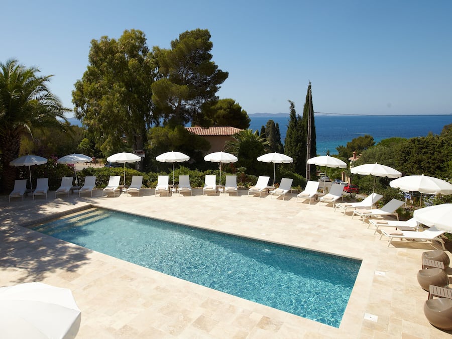 Piscine extérieure (ouverte en saison)