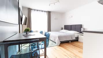 Deluxe-Apartment, 1 Schlafzimmer | 2 Schlafzimmer, BĂŒgeleisen/BĂŒgelbrett, kostenlose Babybetten