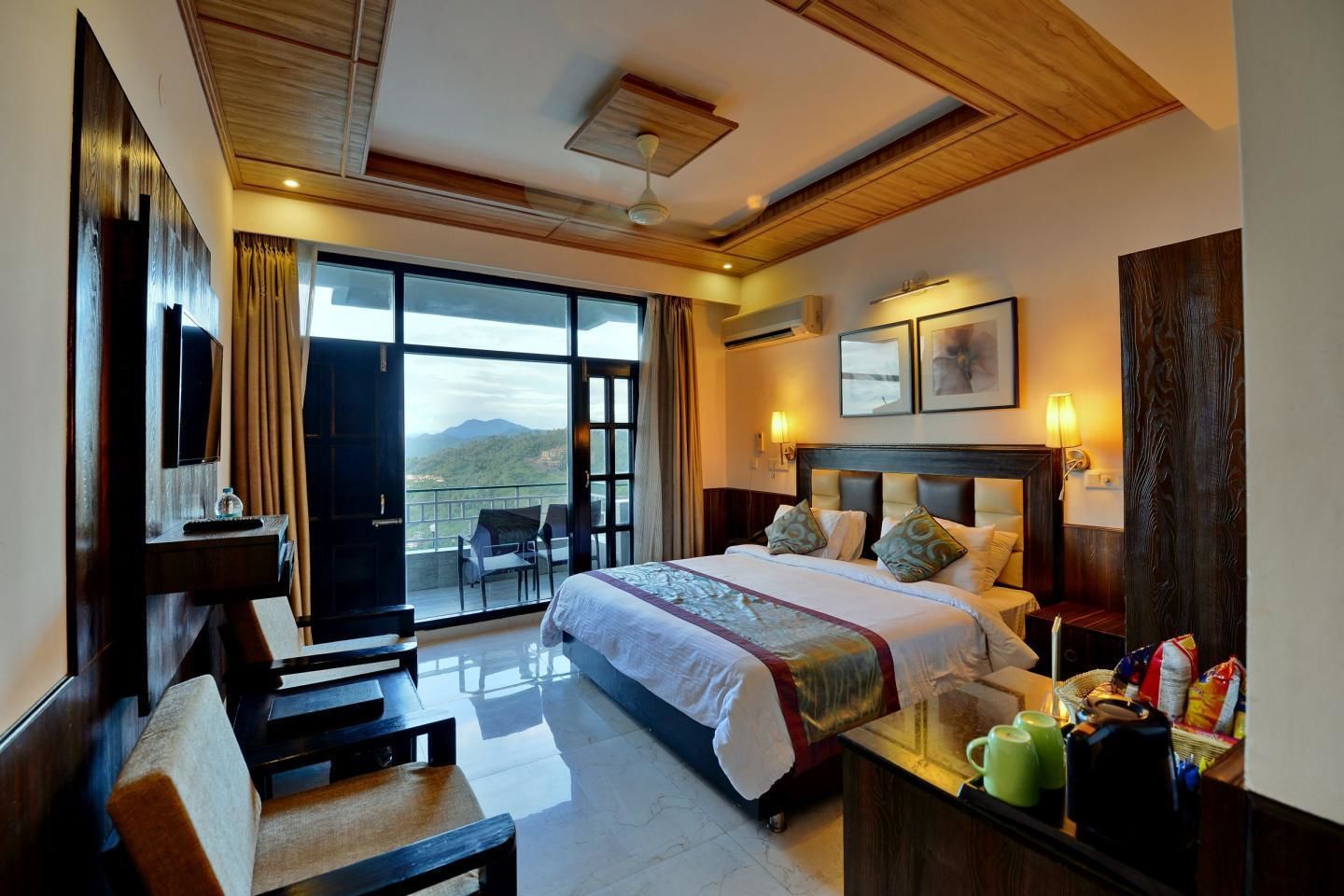 Habitación doble Premier, vista al valle | Camas extra, wifi gratis y ropa de cama 