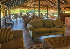 2 bars/lounges - Bonamanzi Game Reserve (Hluhluwe)