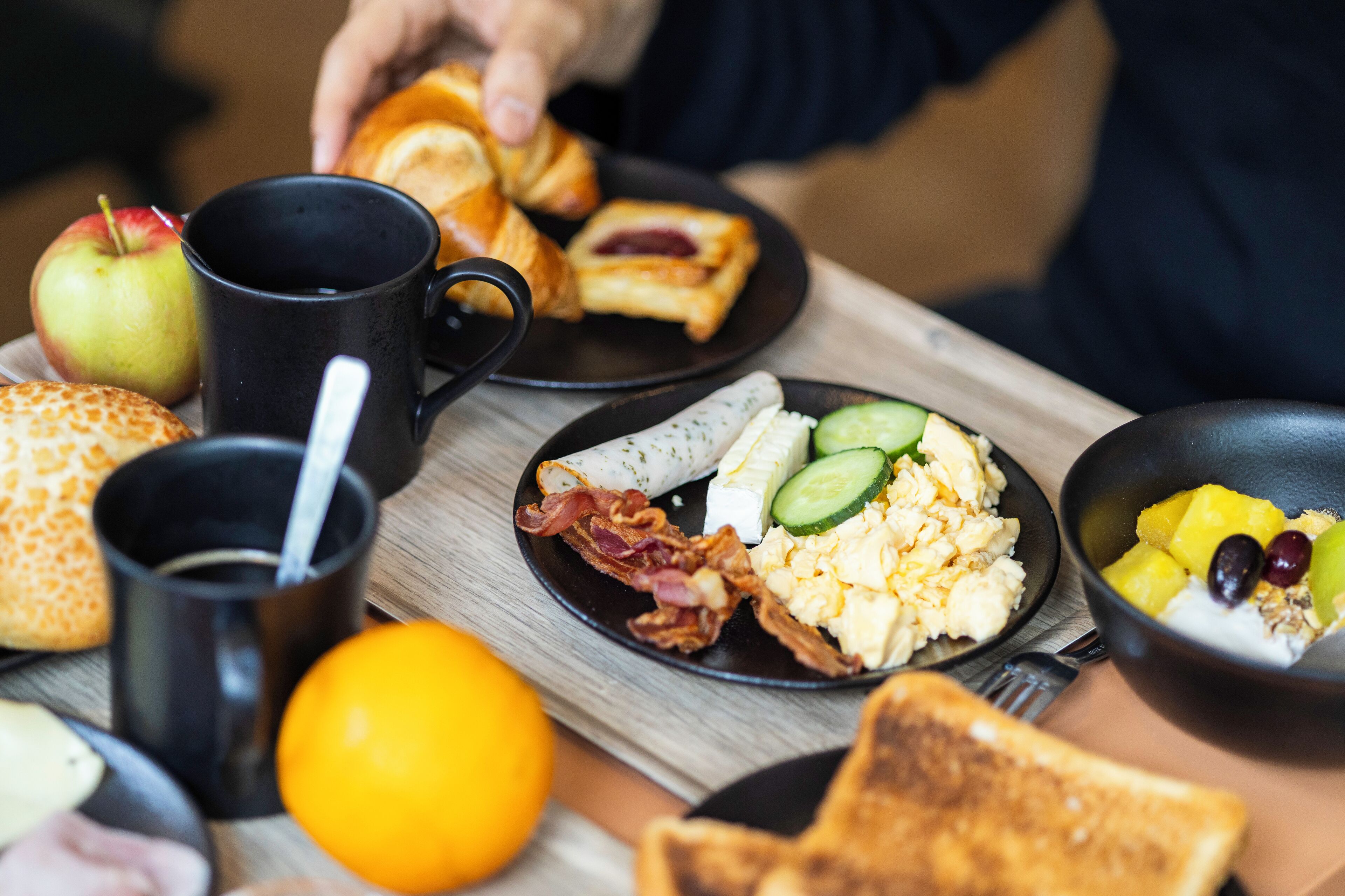 daily buffet breakfast (eur 9.50 per person)