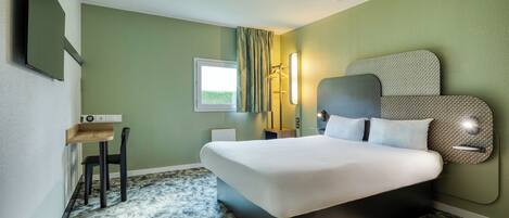 Escritorio, espacio para trabajar con laptop y wifi gratis