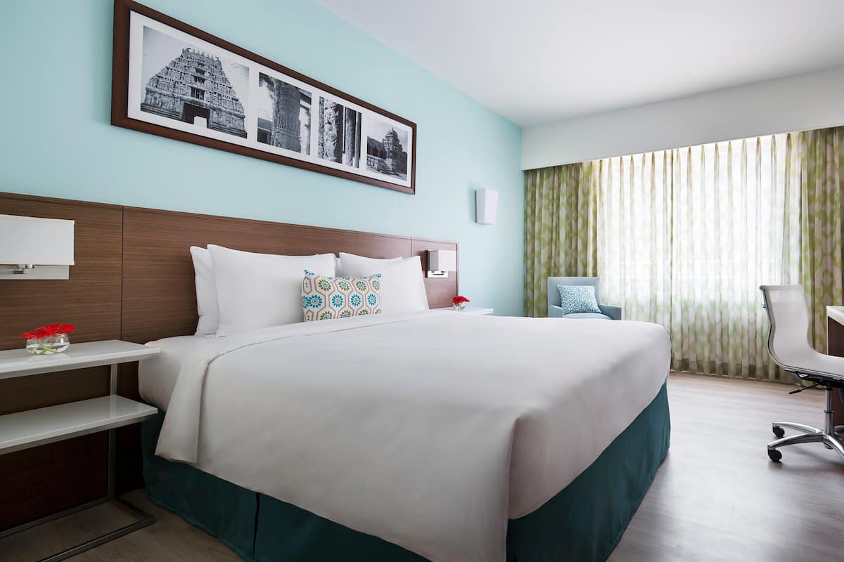1 bedroom, premium bedding, down comforters, minibar