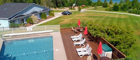 Εξωτερική πισίνα