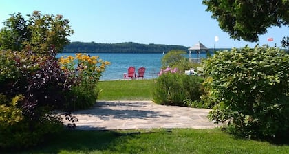 Waterview On The Bay