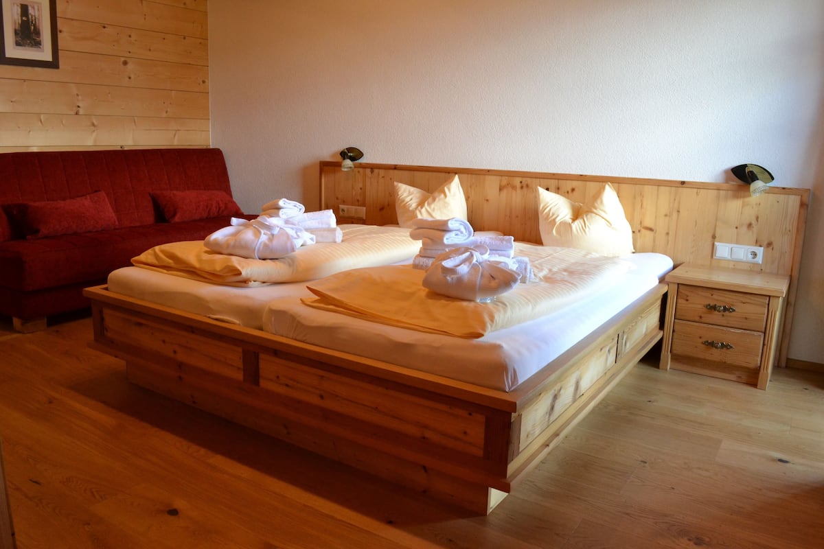 Suite, Balcony, Mountain View (Enzian) | Premium bedding, in-room safe, desk, soundproofing
