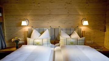 Premium Chalet, 4 Bedrooms, Sauna, Mountain View (Alpenfürst - Cleaning Fee 195€) | Premium bedding, in-room safe, desk, soundproofing