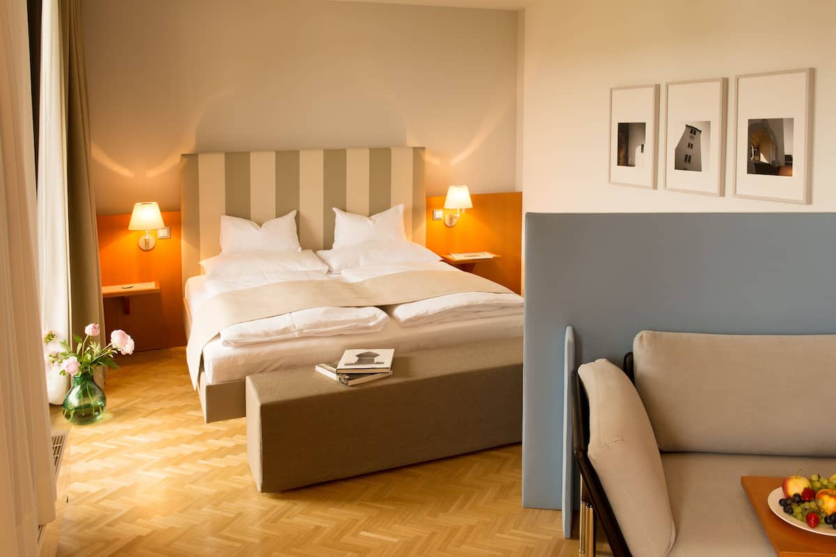 superior double room | 1 bedroom, hypo-allergenic bedding, in-room safe, desk