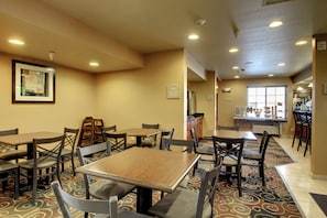 Free daily full breakfast