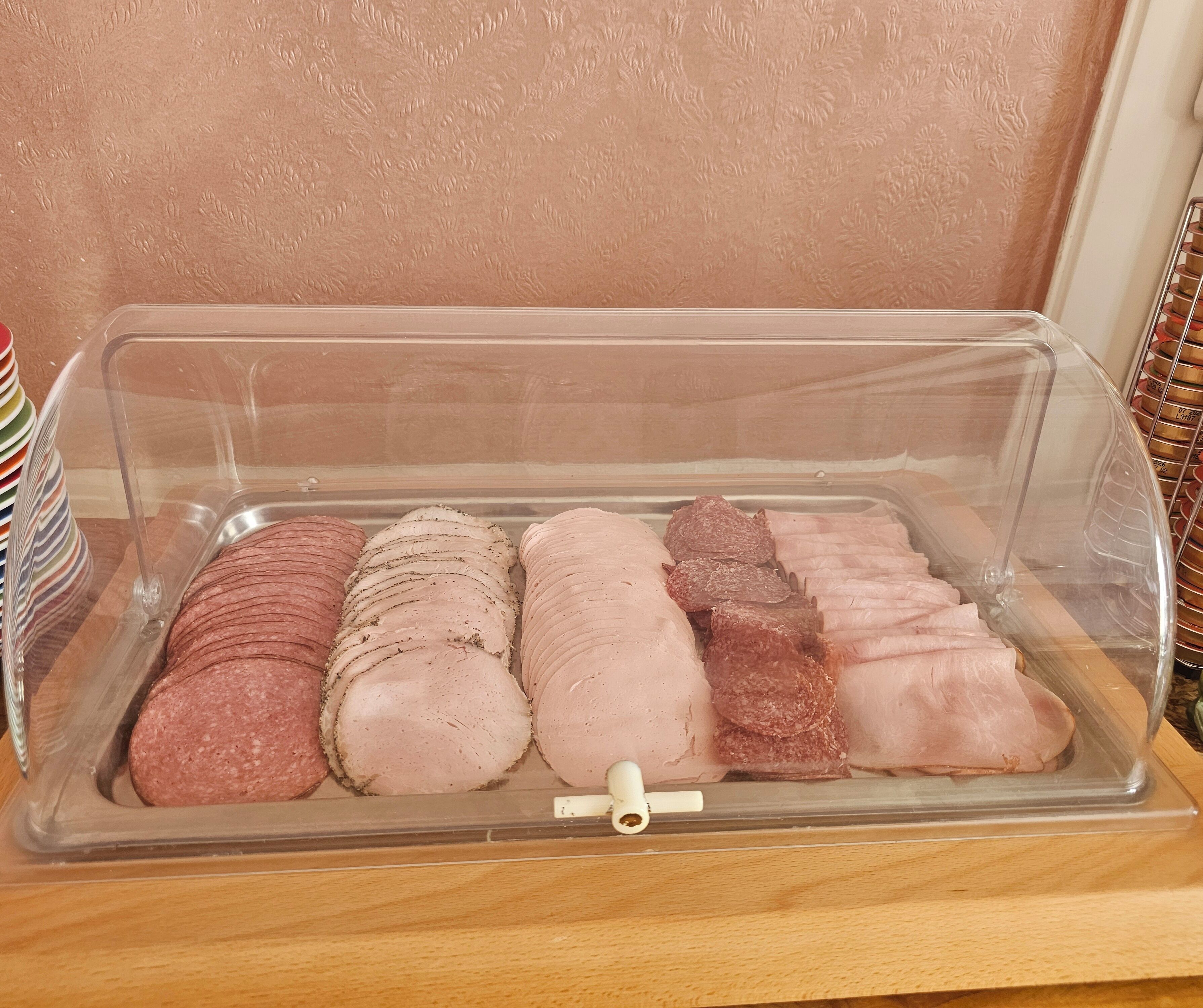 daily buffet breakfast (eur 15 per person)