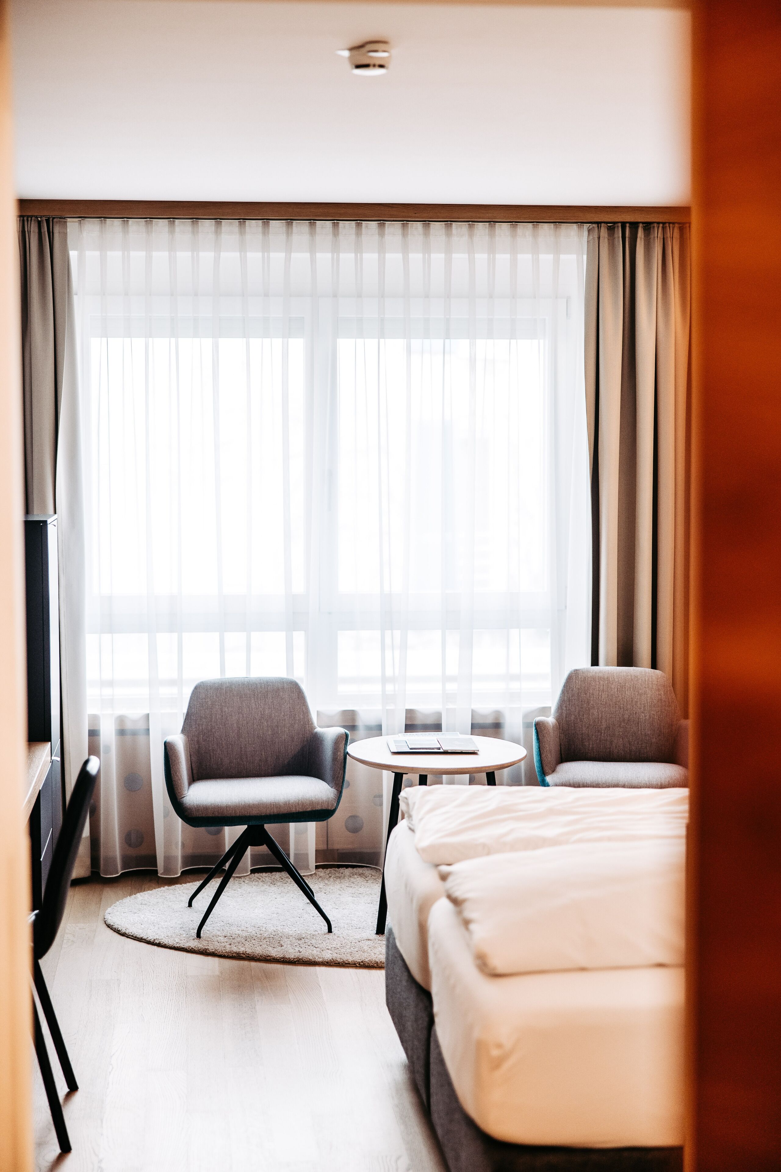 deluxe double room, 1 double bed, non smoking | 1 bedroom, premium bedding, down duvets, minibar