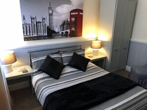 Single/Double Room (1)