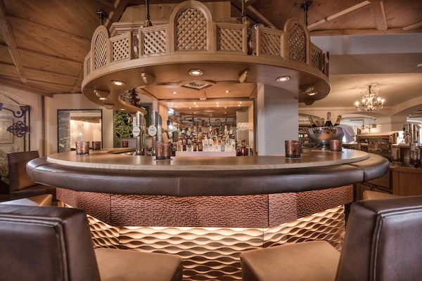 Bar (in der Unterkunft)