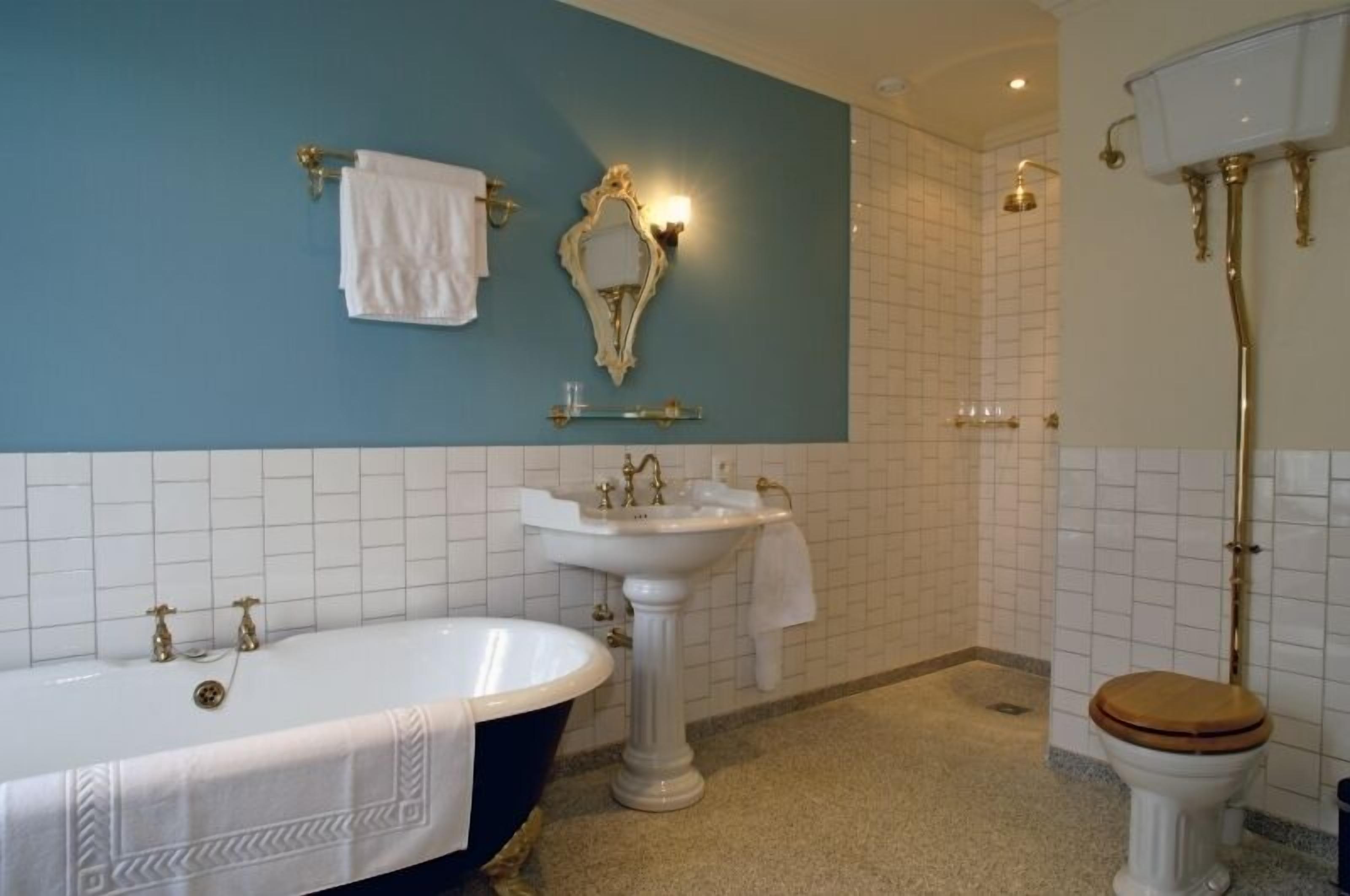 double room, valley view | bathroom | free toiletries, hair dryer, towels