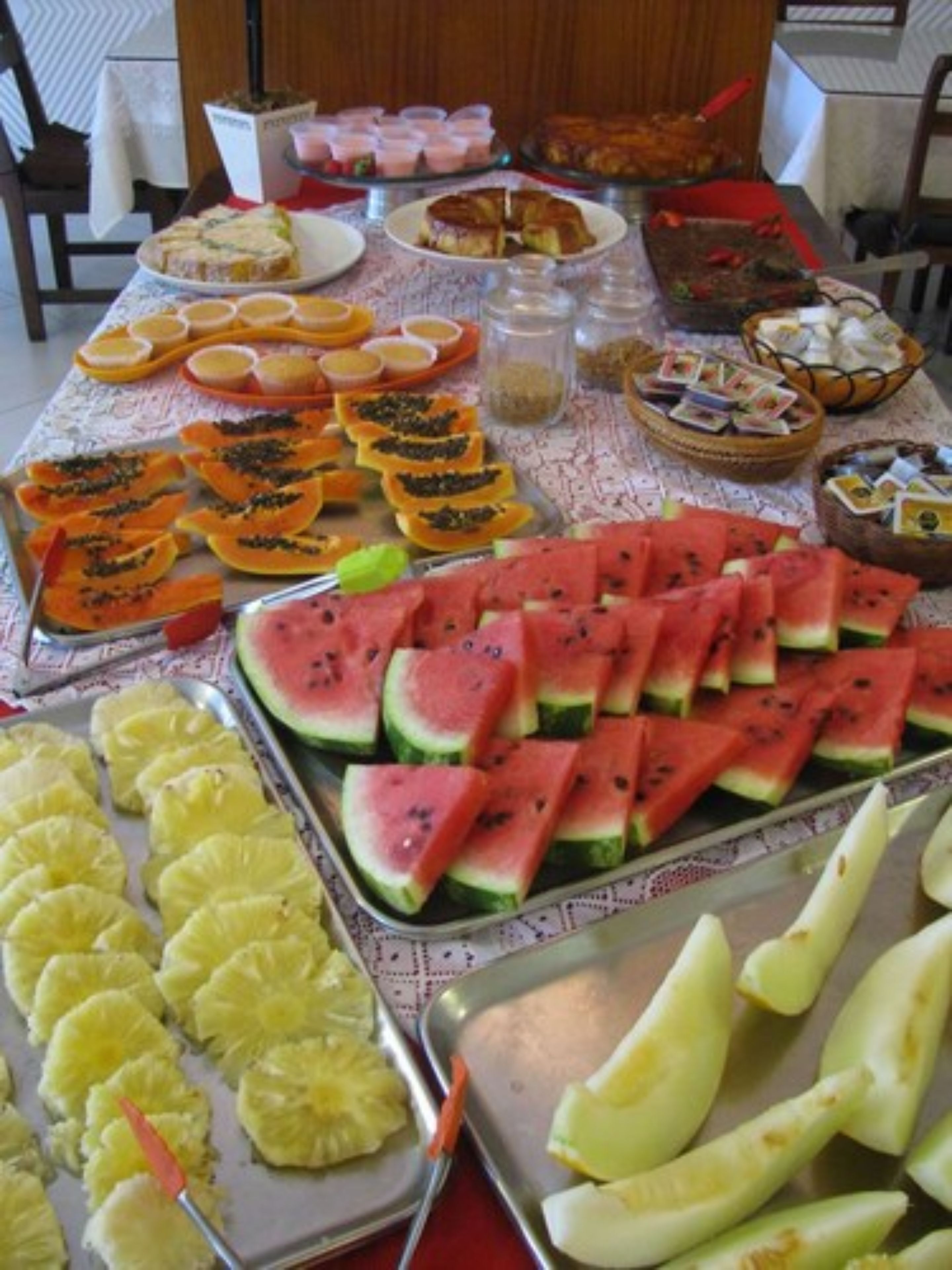 包含每日自助早餐