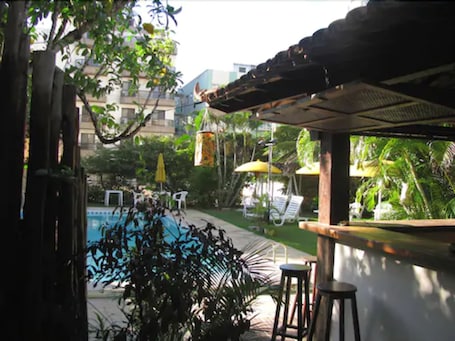 Porch. Hotel La Brise