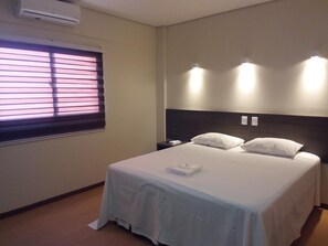 Minibar, in-room safe, soundproofing, free WiFi - Village Hotel (Caceres)