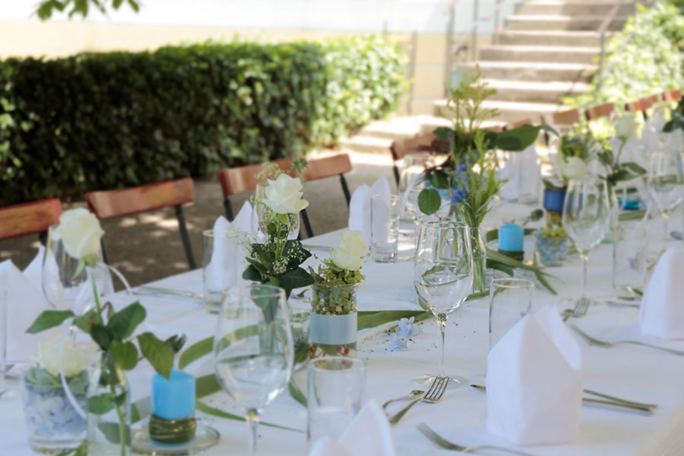 lunch and dinner served, regional cuisine