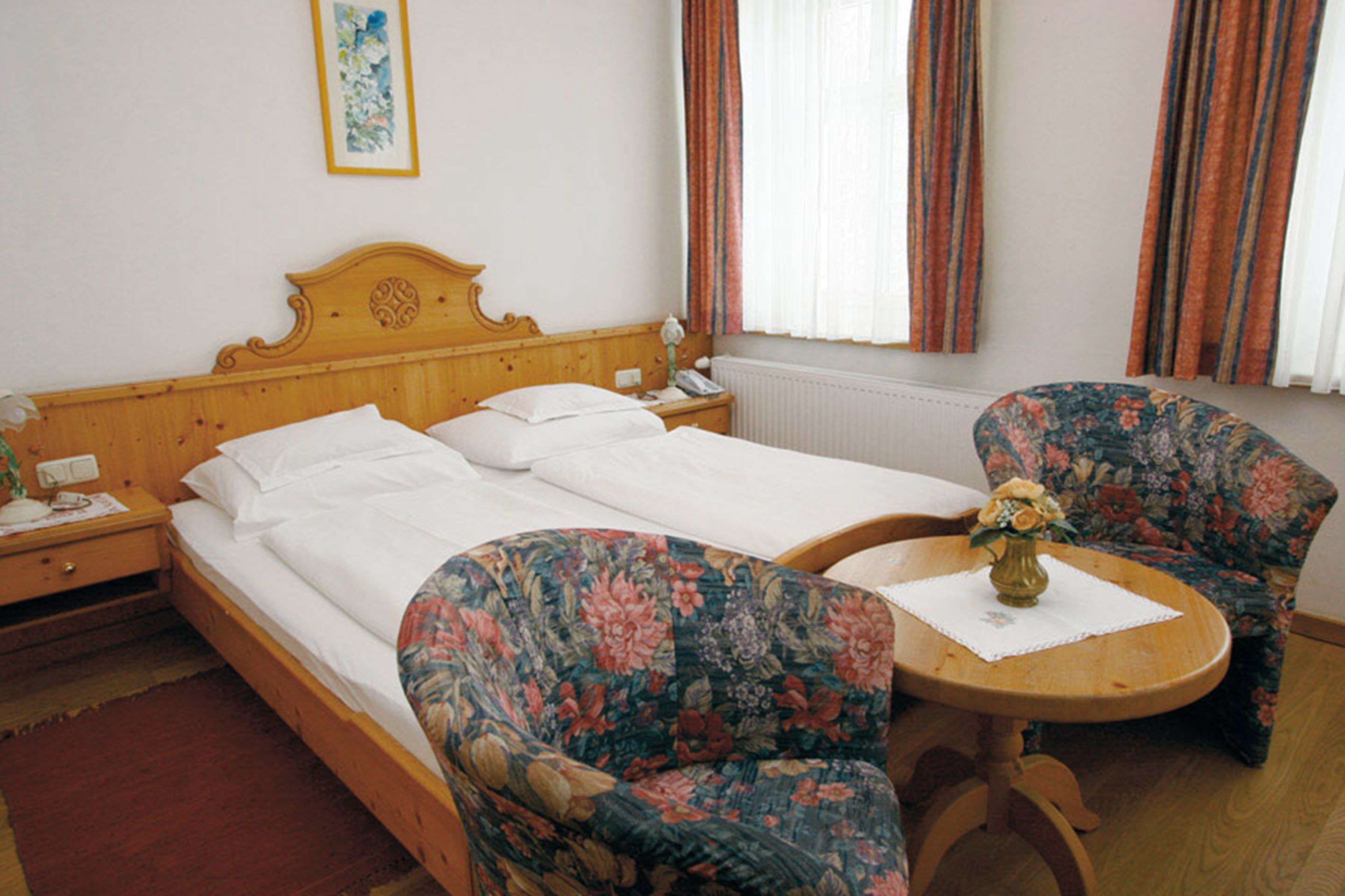 single room | hypo-allergenic bedding, desk, free wifi