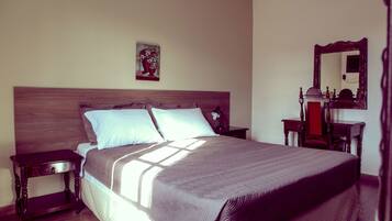 Luxury-Zimmer (Family) | Minibar, Verdunkelungsvorhänge, schallisolierte Zimmer, kostenloses WLAN