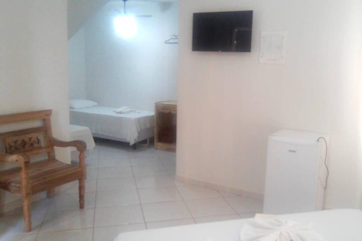 Minibar, rollaway beds, free WiFi