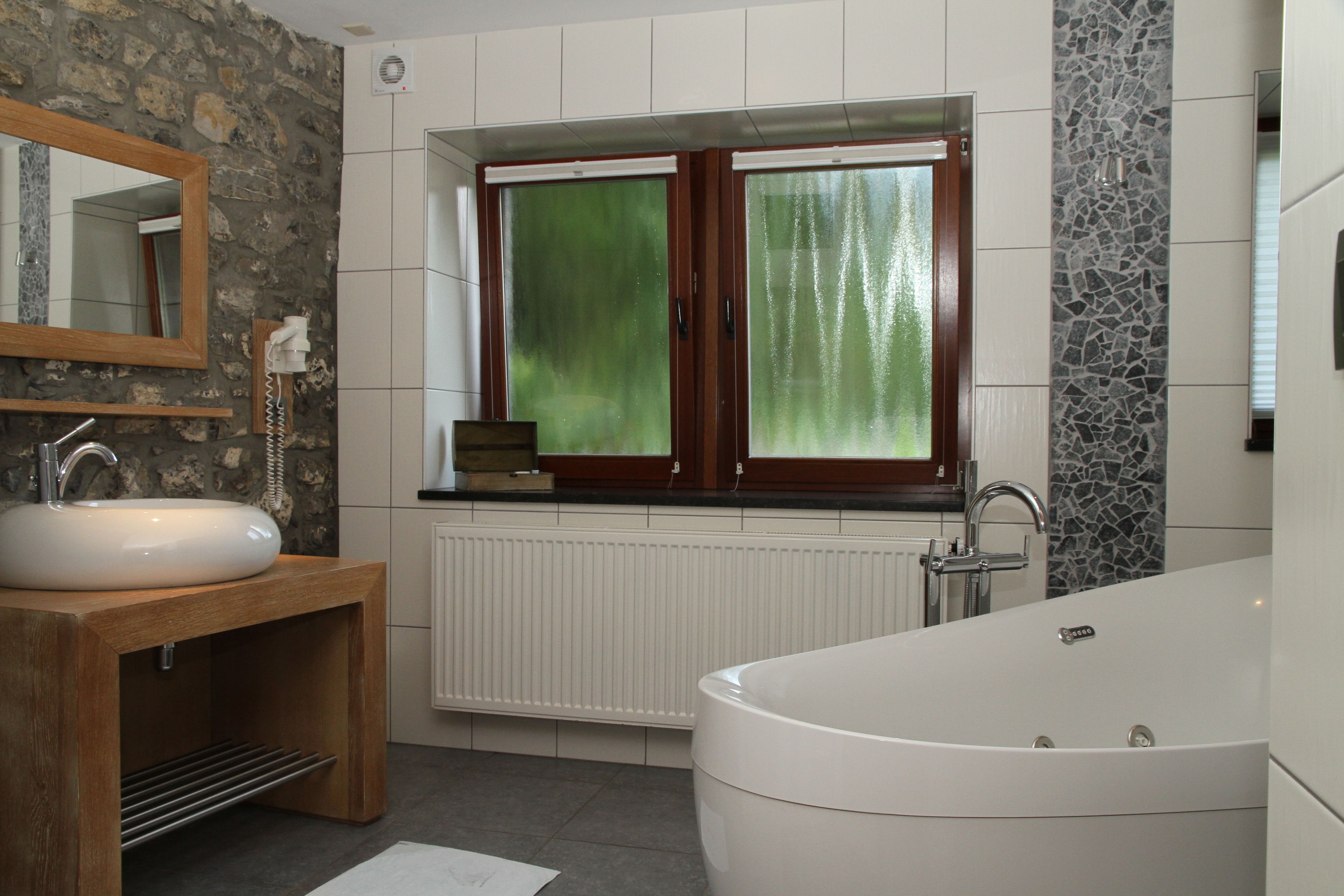 triple room | bathroom | shower, hair dryer