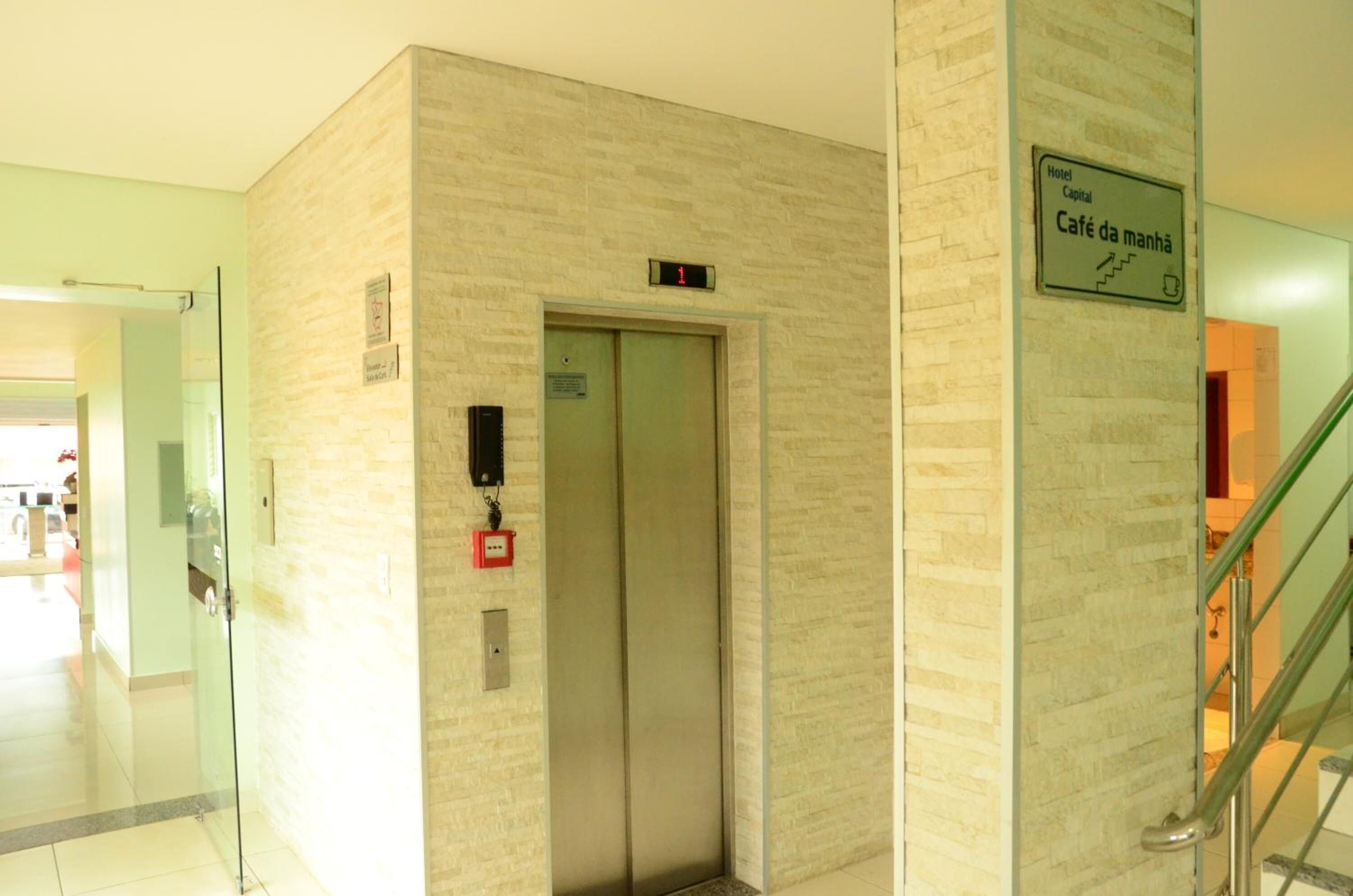 Foto - Hotel Capital