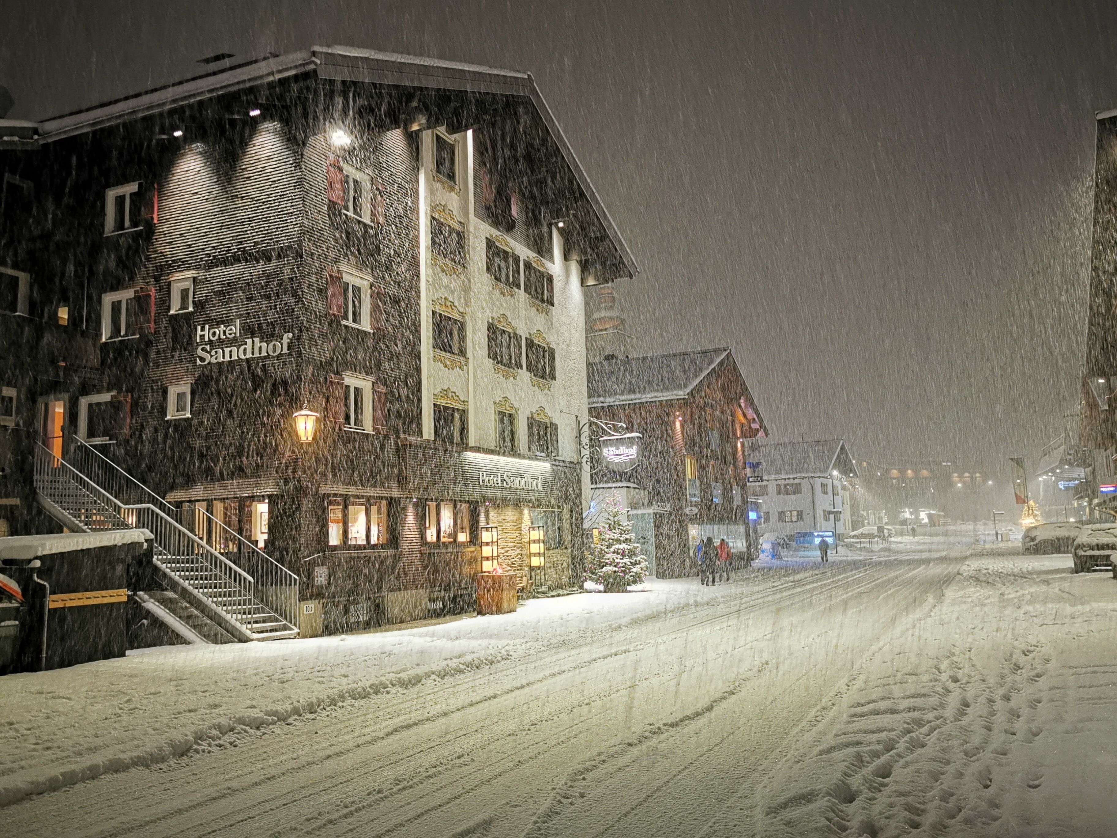 Fassade der Unterkunft – Abend/Nacht