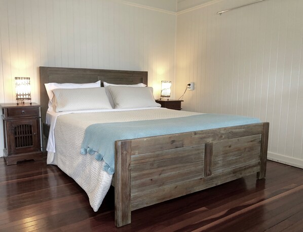 Top Deck 3 Bedroom Apartment (#6)