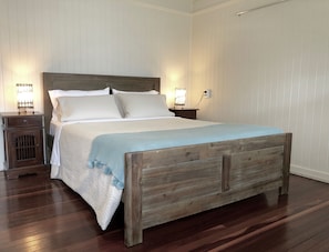 Top Deck 3 Bedroom Apartment (#6)