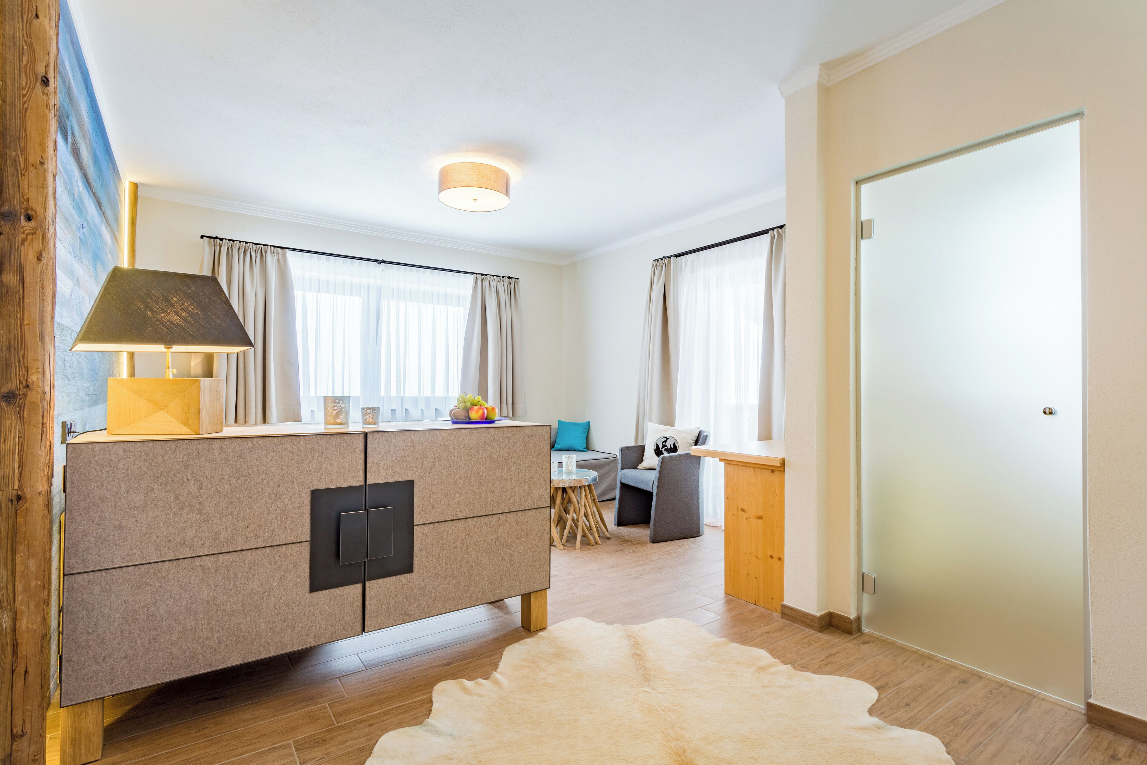 Suite, 1 soverom | Skrivebord, barnesenger (inkludert) og wi-fi (inkludert)