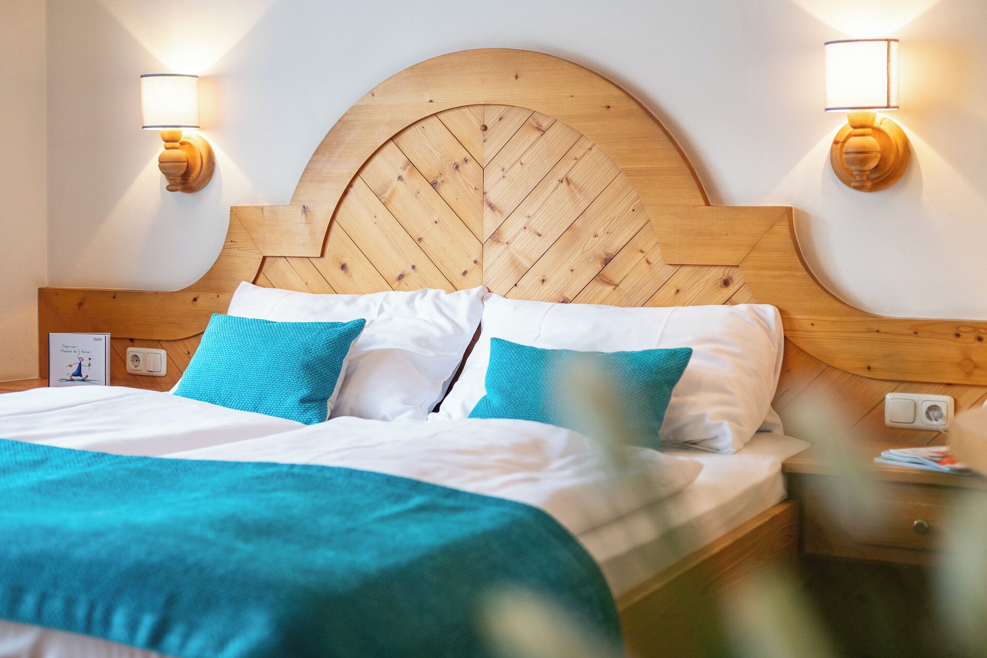 مكتب وأسرّة أطفال/رضّع (مجانًا) وواي فاي مجانًا